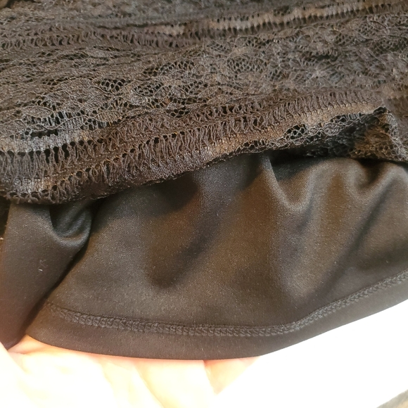 EUC Black Lace Mini Skirt - Picture 4 of 4